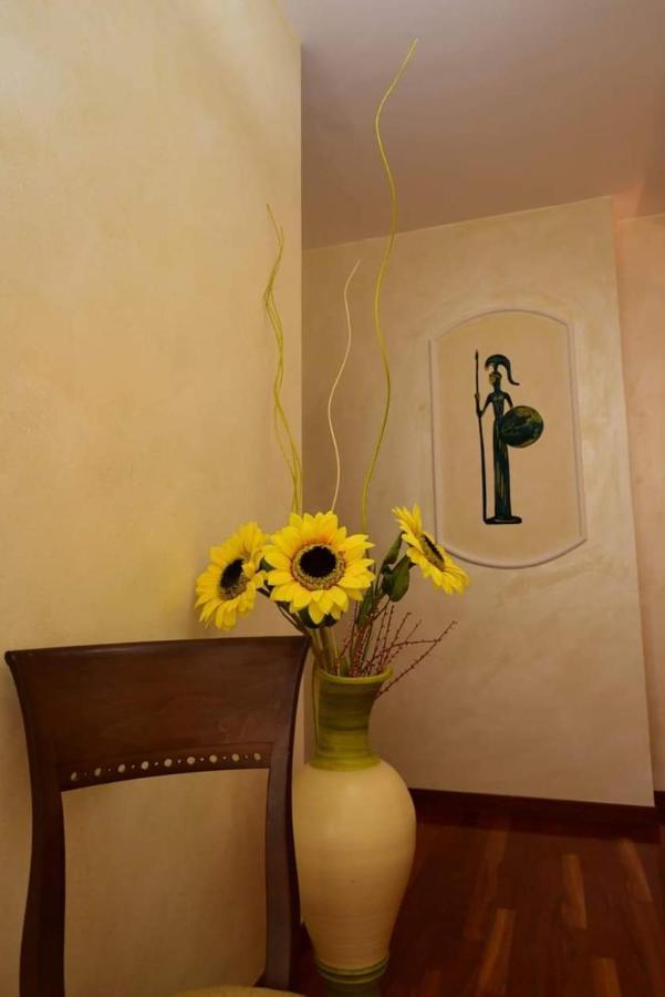 Albergo La Locanda Degli Apolidi Atena Lucana Buitenkant foto